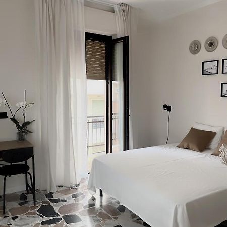 Leonardo Da Vinci Rooms Alghero Zewnętrze zdjęcie